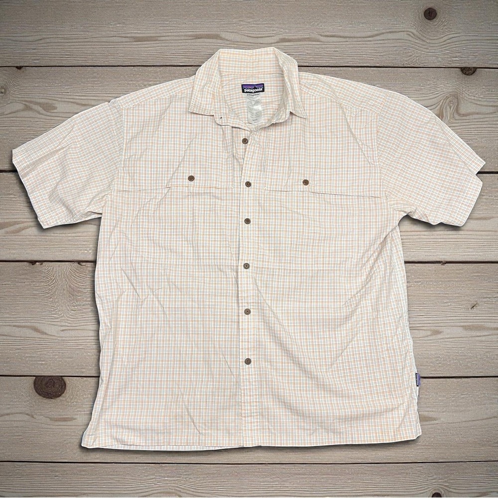 Patagonia Mens XL Short Sleeve Button Down Shirt Plaid Organic Cotton Blend